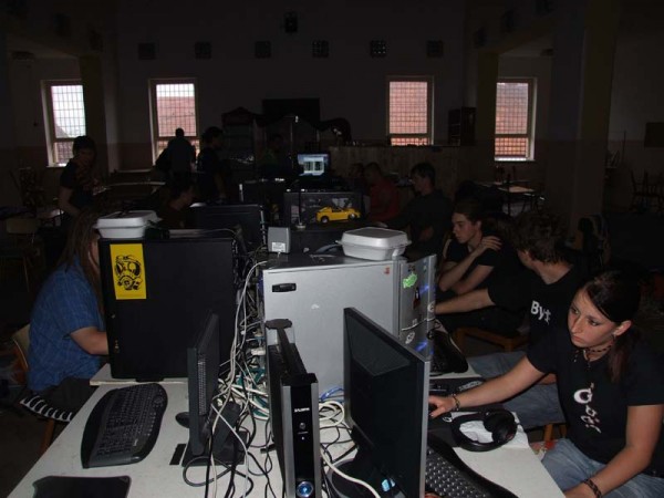 lan